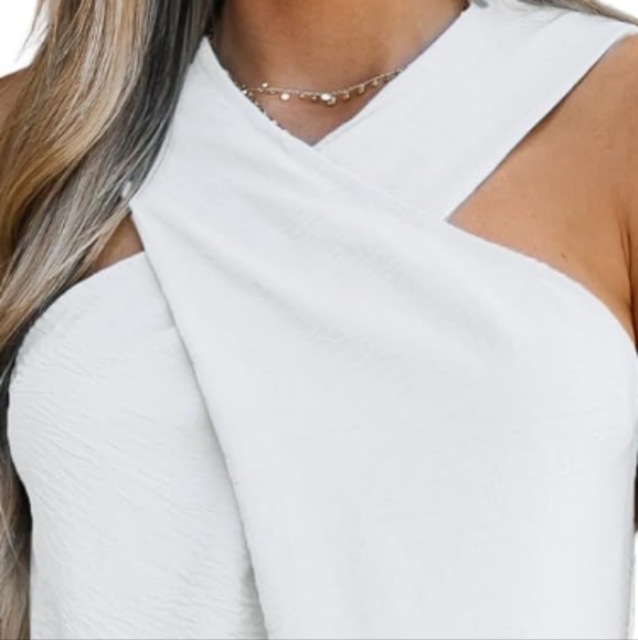 Cupshe Crisscross Front Top - Picture 3 of 3